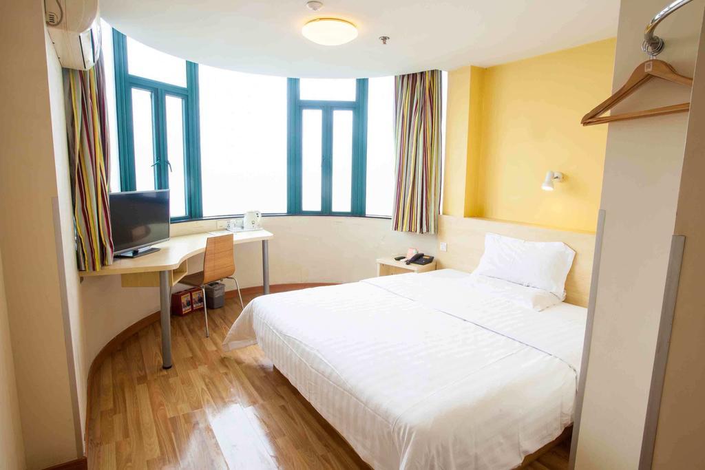 7Days Inn Beijing Shahe Subway Station Changping Екстер'єр фото