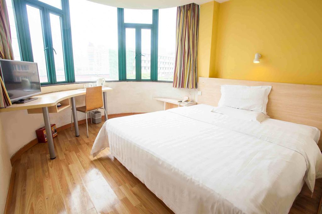 7Days Inn Beijing Shahe Subway Station Changping Екстер'єр фото